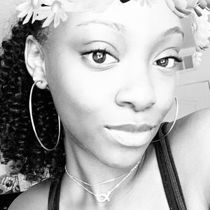 Meet your Posher, Taneia